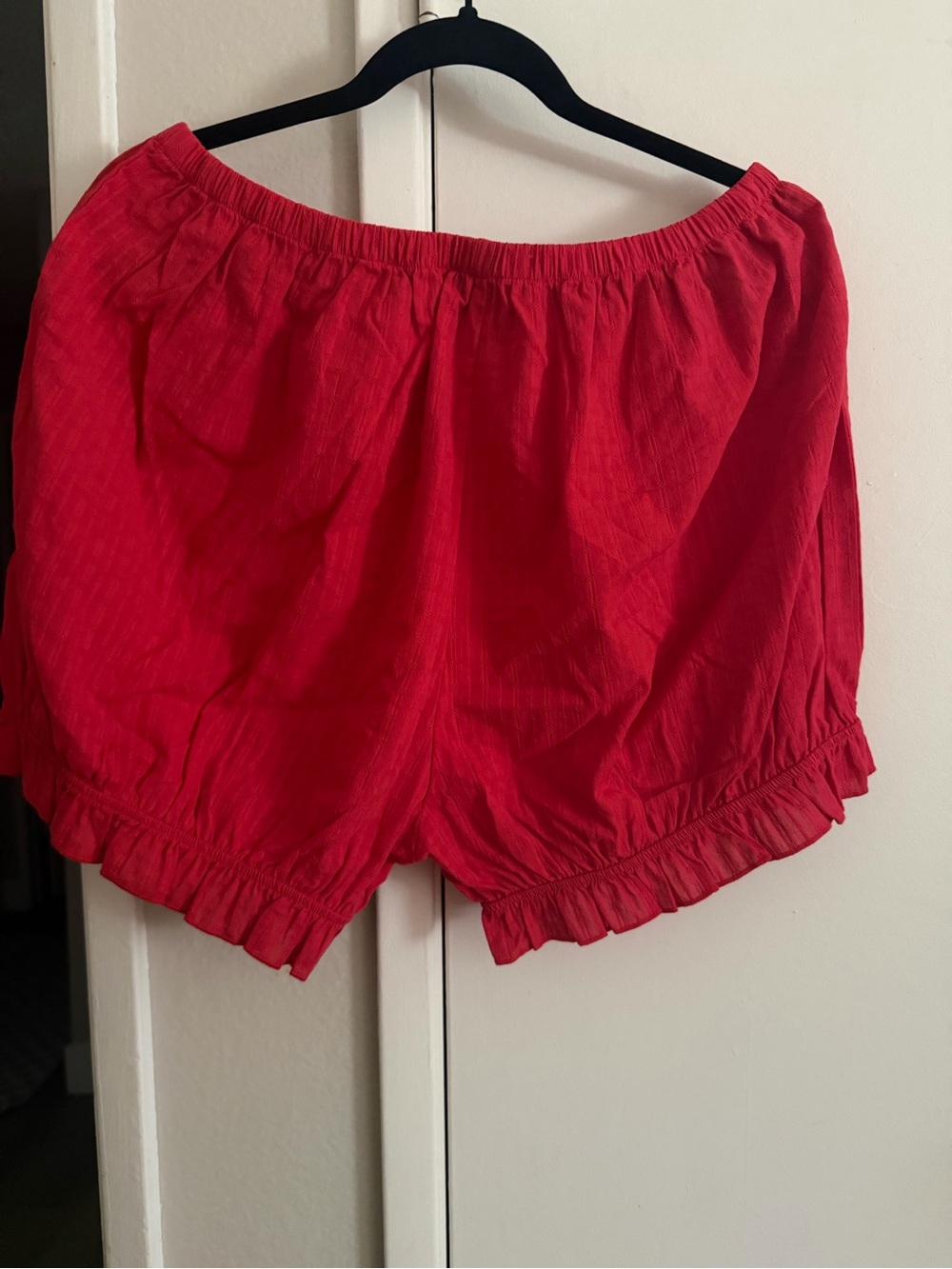 SONDERHAUS ROMEO SHORTS IN CHERRY RED EYELET - Picture 7 of 7